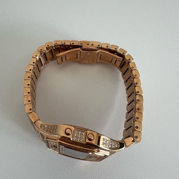 TIMEX x JUDITH LEIBER COUTURE WATCH - Picture 3 of 7